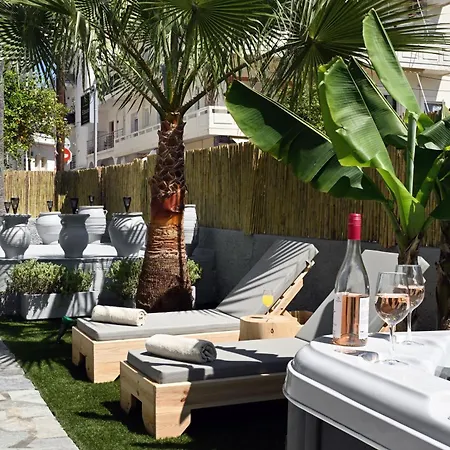 別荘 El Dorado Corner With Hot Tub *