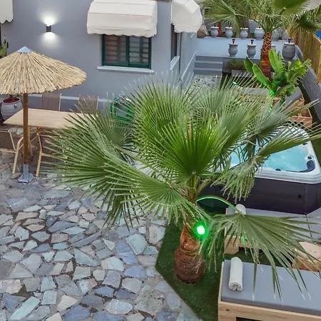 El Dorado Corner With Hot Tub Hriszí Aktí Haniá